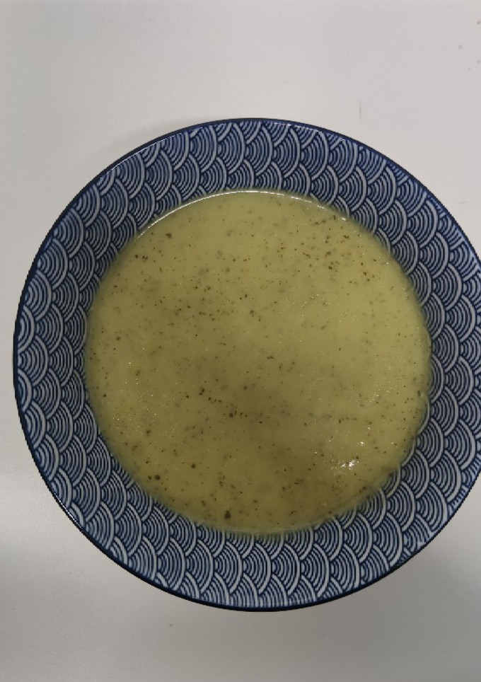 Una foto de Crema de calabacín y patata