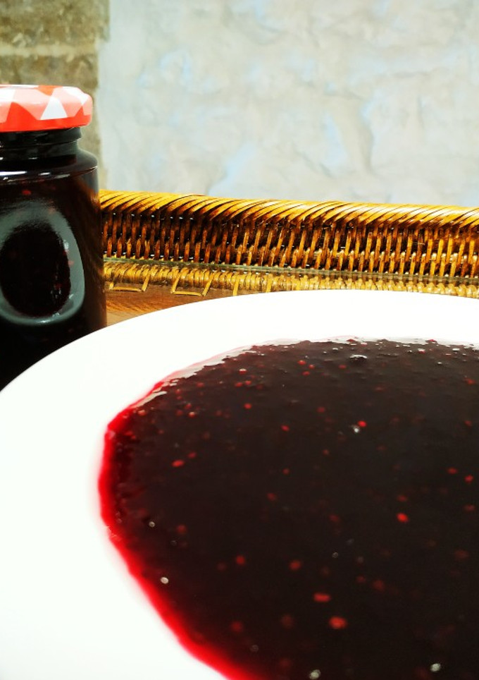 Una foto de Mermelada de moras silvestres para Thermomix