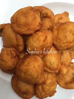A picture of Akara.