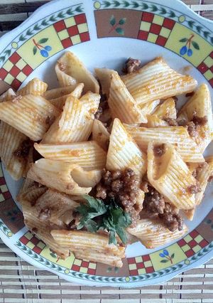 Una foto de Pasta en salsa de laurel