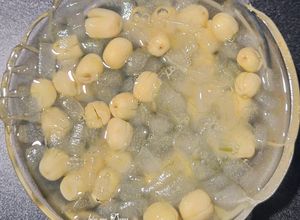 Hình của món Chè nha đam hạt sen.