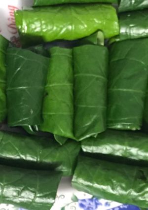 Hình của món Bò cuốn lá lốt.