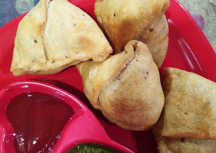 Easiest Way to Prepare Gordon Ramsay Hot Samosa