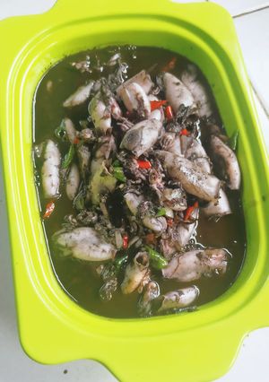 Foto resep Oseng oseng cumi kuah hitam😋