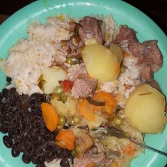 A picture of Rice with peas stew and Njahi.