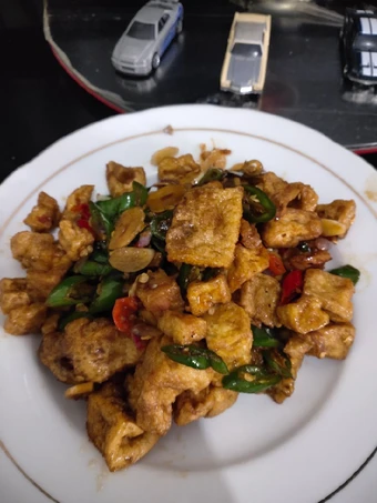 Cara Gampang Membikin Resep Tumis tahu krecek(krupuk kulit) cabe ijo yang Enak Banget Anti Ribet, Mantap