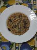Zuppa di ceci funghi e castagne