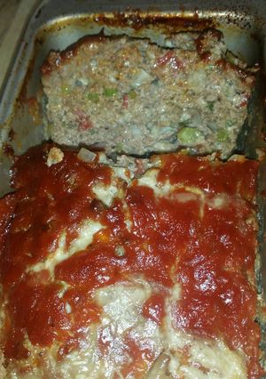 A picture of Traditional Meatloaf.