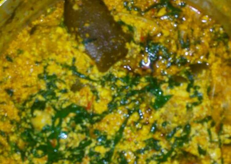 Simple Way to Prepare Award-winning Egusi soup and goat meat