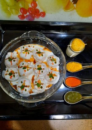 A picture of Dahi Vada.