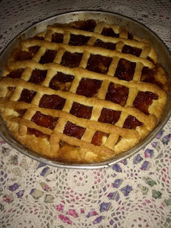 Una foto de Pasta frola con dulce de manzanas