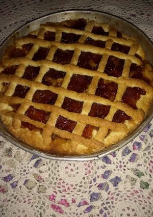 Una foto de Pasta frola con dulce de manzanas
