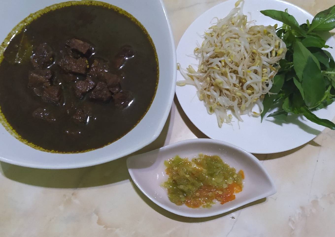 Rawon Sapi khas Jawa Timur
