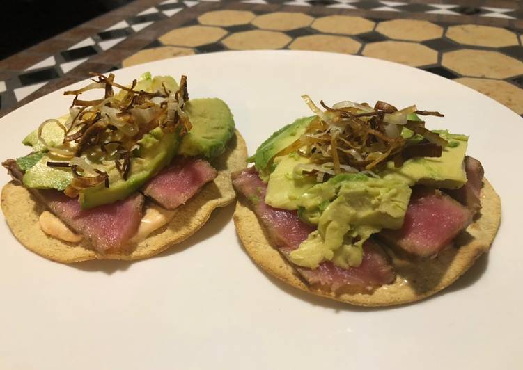 Simple Way to Cook Appetizing Spicy Tuna Tostada