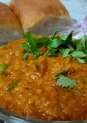 A picture of Mumbai style pav bhaji recipe.