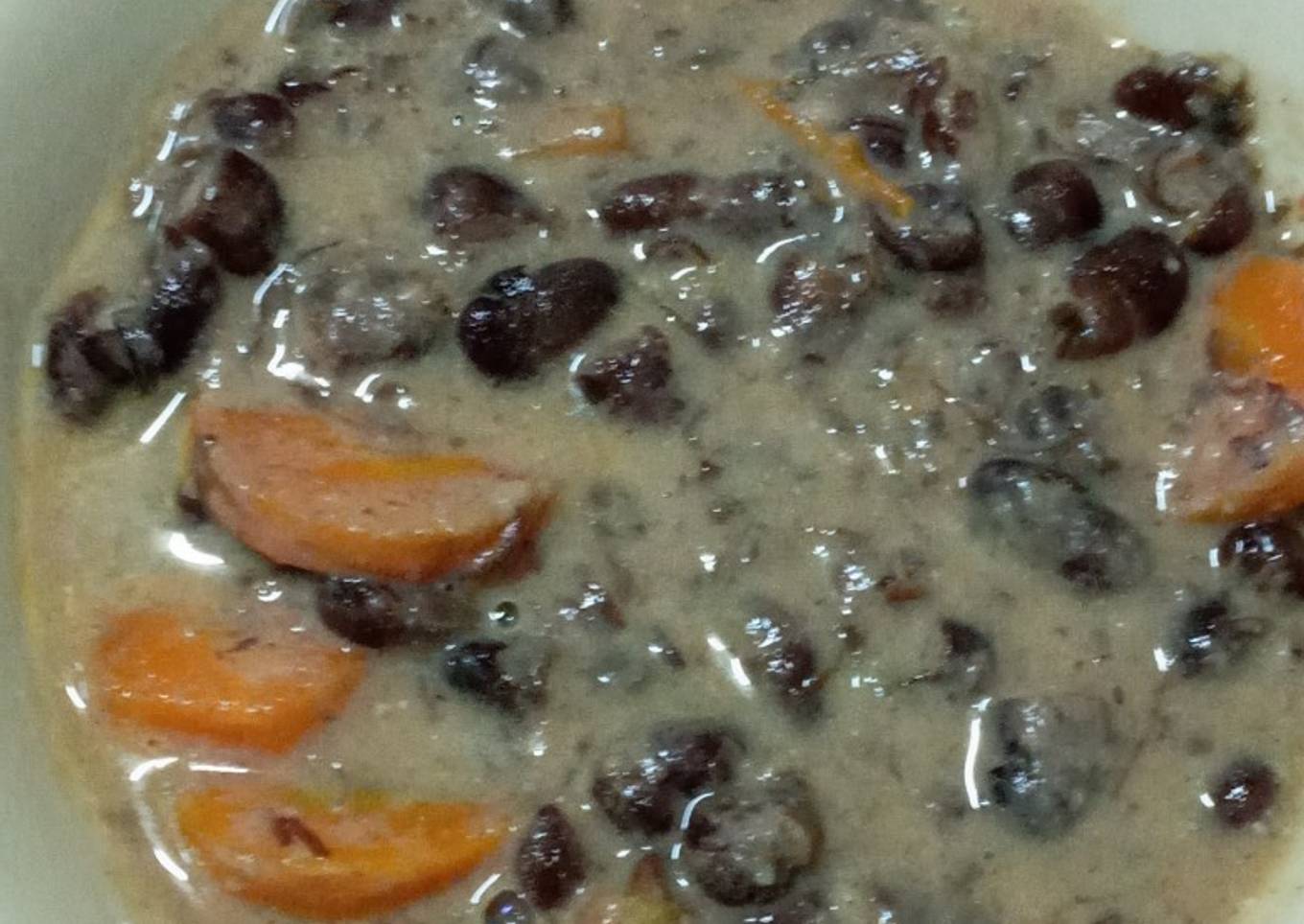 Njahi in coconut milk