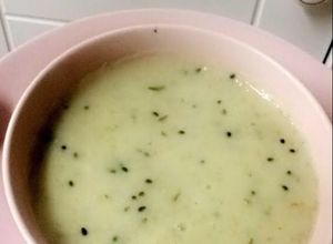 صورة لوصفة شوربة الشوفان بالحليب وحبة البركة