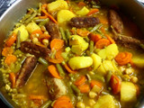 Potaje con albóndigas de bacalao
