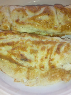 A picture of Roll fry egg.