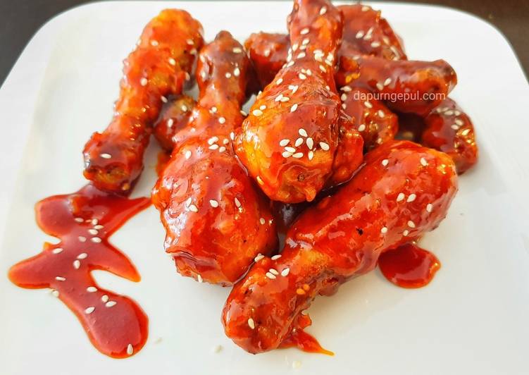 Resep Dakgangjeong (닭강정) Sweet Crispy Korean Fried Chicken, Enak