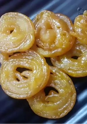 A picture of Instant Jalebi.