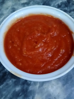 A picture of Tomato puree 🍅.