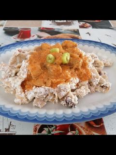 😋 Harcsapaprikás házilag készített túrós tésztával 😋 recept fotója