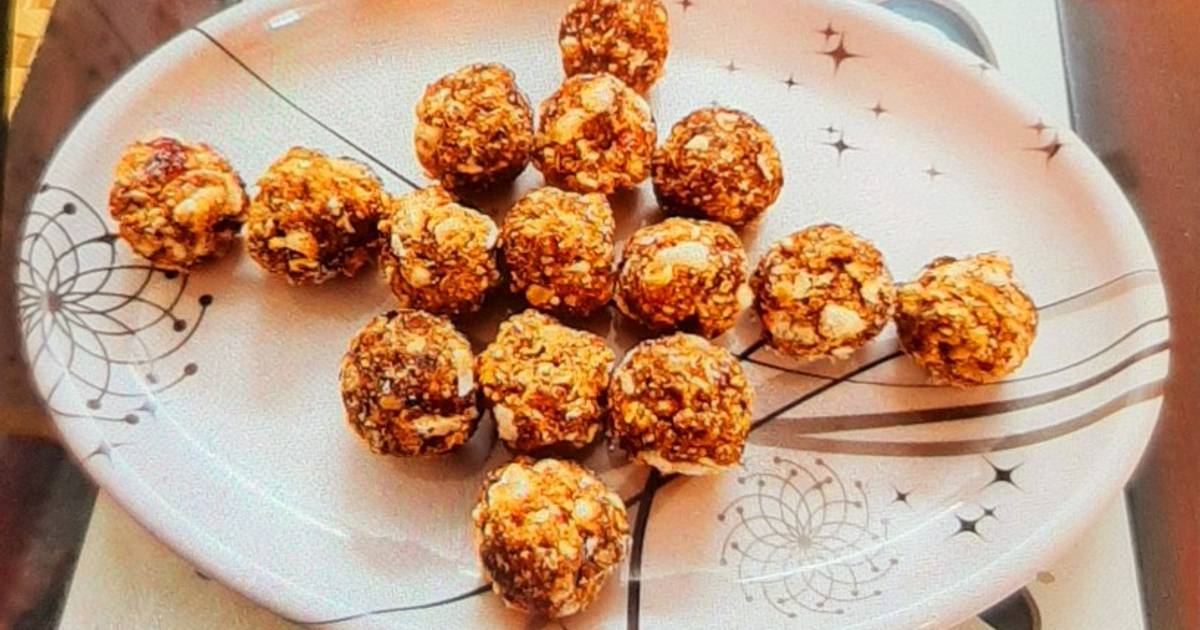 Jaggery dry fruits ladoo Recipe by Monika Jain ( Homechef) Cookpad