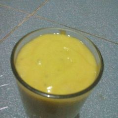 Mango banana smoothies A picture of Mango banana smoothies.