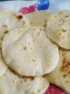 A picture of Pita bread.