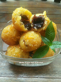 Foto resep Bola Tape Isi Cokelat 30.12.2019