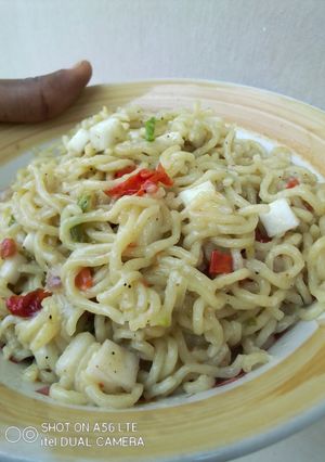 A picture of VegetableCoconut Noodles.