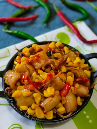 Langkah Mudah untuk Membuat Resep  Cumi Asin Jagung Manis 🐙🌽 yang Bikin Ngiler, Lezat Sekali
