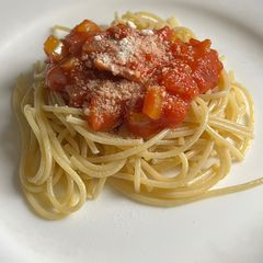 Spaghetti (vegetarian version) sauce only A picture of Spaghetti (vegetarian version) sauce only.