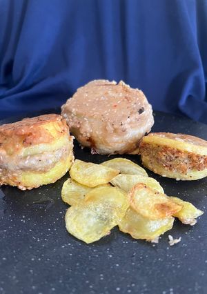 A picture of Stuffed Potato and Onion.