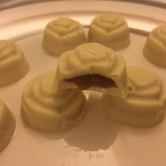 Chocolate with caramel filling A picture of Chocolate with caramel filling.