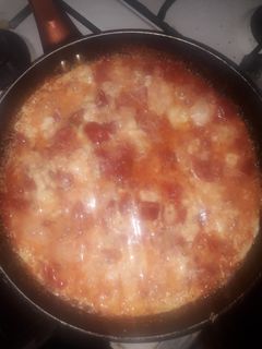 صورة لوصفة شكشوكة بالطماطم والبيض سهلة 😋 ولذيذة