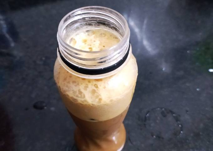 Step-by-Step Guide to Cardamom Spiced Coffee Frappe