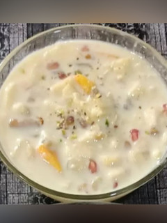 ફ્રુટ સલાડ (Fruit Salad Recipe In Gujarati) રેસીપી મુખ્ય ફોટો