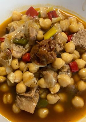 Una foto de Garbanzos con callos a la madrileña