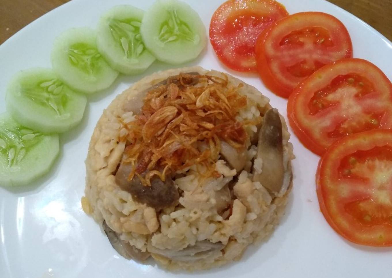 Nasi ayam jamur