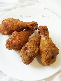 A picture of Curry Fried Chicken.