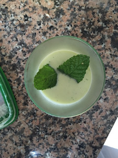 Una foto de Crema fría de pepino y yogurt griego