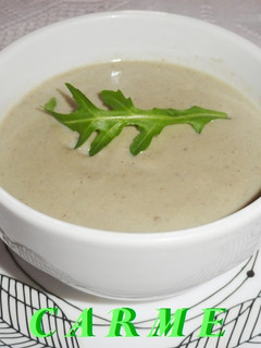 Una foto de Crema de berenjena light