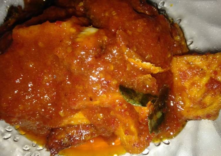 Bali tongkol tahu bumbu sederhana π