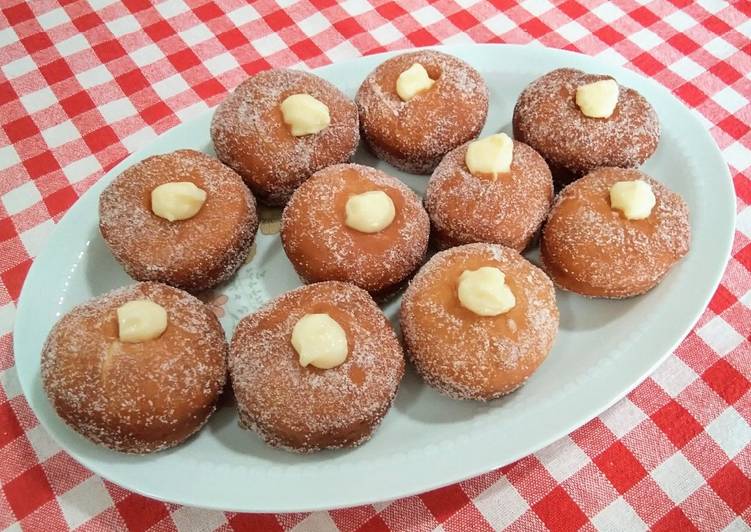 Bomboloni alla crema