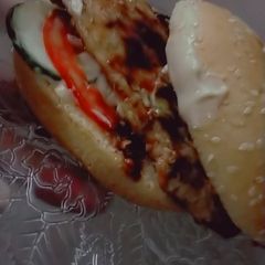 A picture of Chicken grill burger.