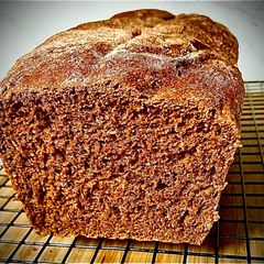 A picture of Pumpernickel Bread.