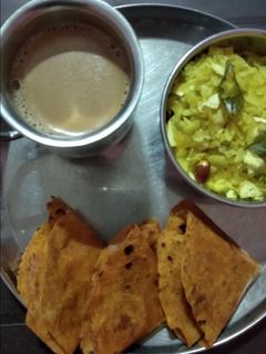 મસાલા ભાખરી,પાપડ પૌંઆ રેસીપી મુખ્ય ફોટો