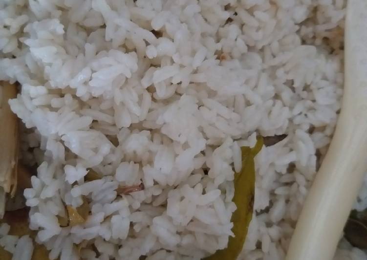 Langkah Mudah untuk Menyiapkan Nasi uduk yang Sempurna